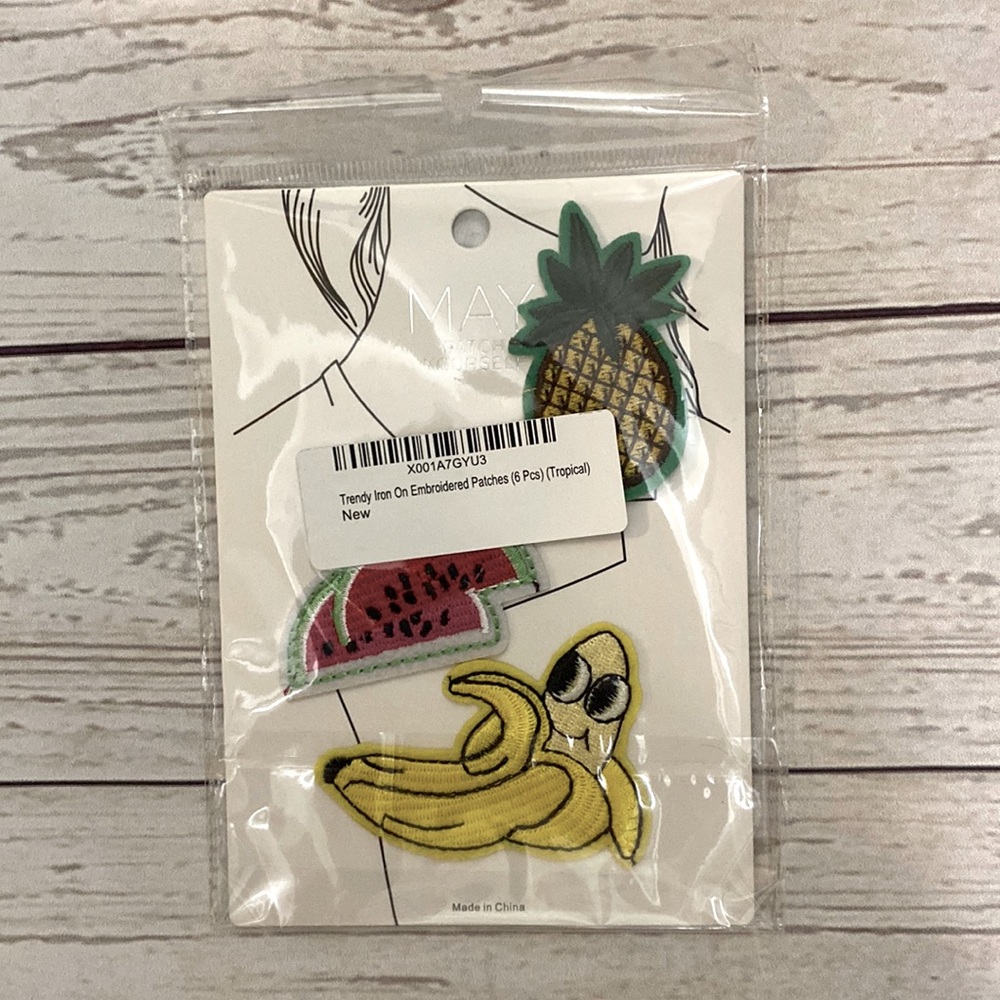 NEW 6 Piece Iron On Embroidered Patches Tropical Pineapple Banana Flamingo